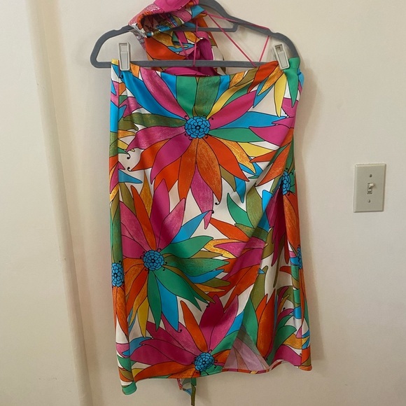 Rachel and Zoe Vibrant Halter Two Piece Set Crop Top Midi Skirt Jungle Floral - Picture 4 of 8